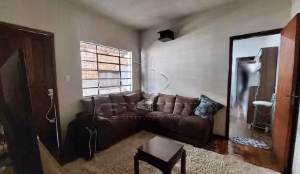 CASA,2 Dormitorio(s) bairro Elza