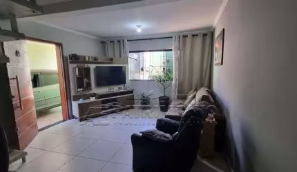 CASA,3 Dormitorio(s) bairro Itanguá