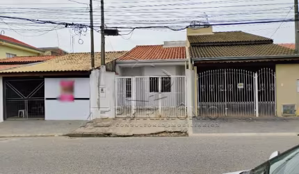 CASA TERREA VITORIA REGIA COM 2 DORMITORIOS SENDO 1 SUITE