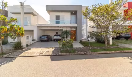 CASA EM CONDOMÍNIO RESIDENCIAL COLINAS DO SOL