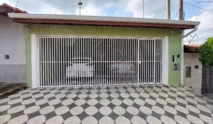CASA COM 2 QUARTOS NA ZONA OESTE