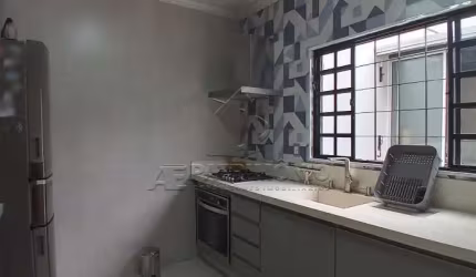 CASA 3 QUARTOS SENDO 1 SUITE JARDIM WANEL VILLE IV