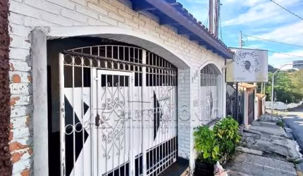 CASA TERREA EM CONDOMINIO COM 2 DORMS SENDO 1 SUITE; HORTENCIA; SOROCABA; LESTE