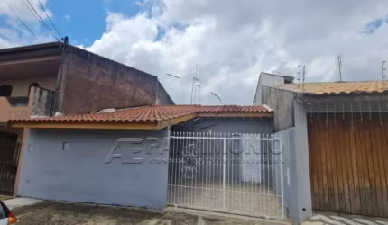 CASA TERREA JÚLIO DE MESQUITA FILHO COM 2 QUARTOS