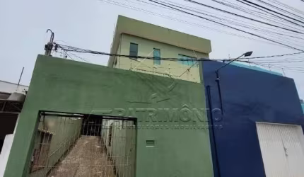 CASA ASSOBRADADA FERREIRA COM 4 QUARTOS
