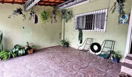 CASA; BAIRRO; JARDIM SANTA LUCIA; ZONA NORTE; SOROCABA.