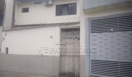 CASA PAULISTA COM 3 QUARTOS SENDO 1 SUITE