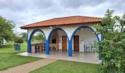 CASA EM CONDOMINIO 3 QUARTOS SENDO 1 SUITE RESIDENCIAL JARDIM