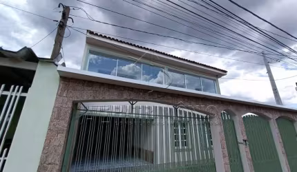 CASA ASSOBRADADA JARDINI COM 7 QUARTOS
