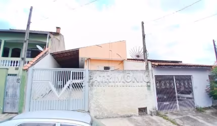CASA TERREA 3 QUARTOS DÁLMATAS