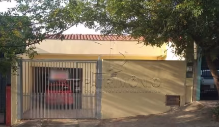CASA COM 3 QUARTOS SENDO 1 SUÍTE WANEL VILLE V