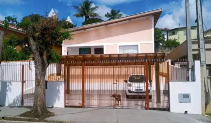 Casa para Venda em Monteiro Lobato / SP no bairro Centro