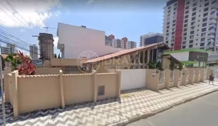 CASA COMERCIAL E RESIDENCIAL - CENTRO DE ITAJAÍ