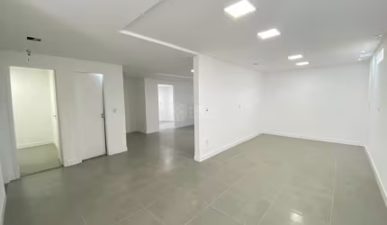 SALA COMERCIAL NO CENTRO DE ITAJAÍ