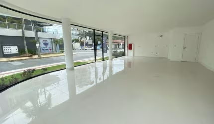 SALA COMERCIAL - PRAIA DOS AMORES EM BALNEÁRIO CAMBORIÚ