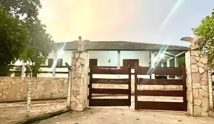 Casa com 4 quartos em Mandacaru, Gravatá com 2.716m² de área e 240m² de area util