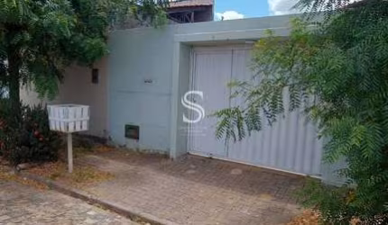 Casa Linear em Vale Quem Tem, Teresina/PI