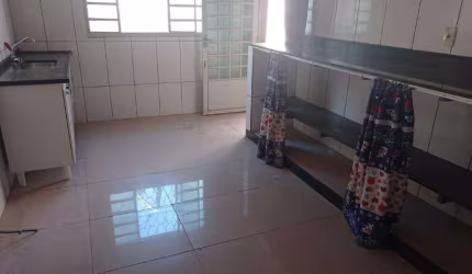 Casa à venda, 2 quartos, 3 vagas, Jardim Beatriz - Pará de Minas/MG