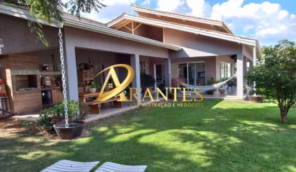 CASA EM CONDOMINIO  A VENDA EM ATIBAIA