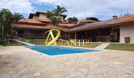 Linda chacara em condominio na cidade de Piracaia