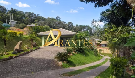 Chácara / sítio com 4 quartos à venda no Cuiabá de Cima, Nazaré Paulista , 1700 m2 por R$ 1.490.000