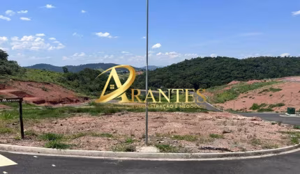 Terreno à venda em Laranja Azeda, Bom Jesus dos Perdões  por R$ 350.000