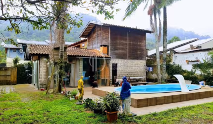 Linda casa rÚtica 370 m2  ilhota  itapema sc, Ilhota, Itapema - SC