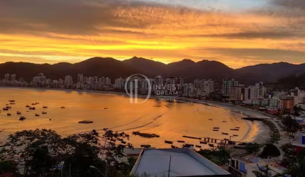 Lindas casas com vista mar canto da praia , Canto da Praia, Itapema - SC