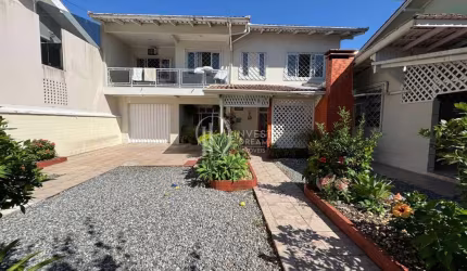 Terreno com casa 3 d0rmitÓrios com 1 suÍte, Centro, Balneário Camboriú - SC