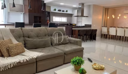 Apartamento mobiliado pertinho do mar, Meia Praia, Itapema - SC