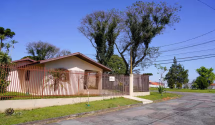 Casa com 4 quartos à venda na Rua Santina Peretti de Castro, 346, Boqueirão, Curitiba, 160 m2 por R$ 920.000
