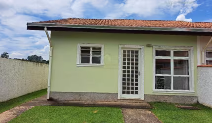 Casa térrea em Condomínio no Narita Garden