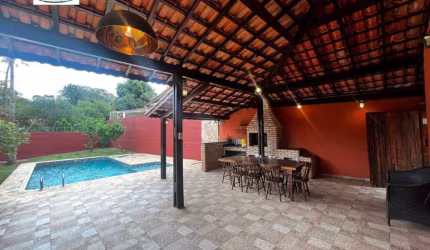 Linda casa á venda ! Condomínio Recanto das Rosas - Atibaia SP.