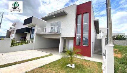 Bela Casa em Condomínio Fechado - Próximo ao Lago do Taboão !!!