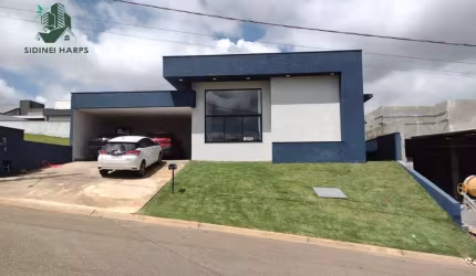 Excelente Casa á venda no Condomínio Terras de Santa Cruz - Bragança Pta!!