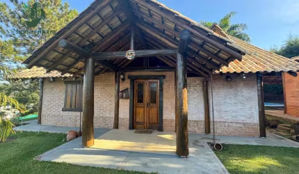 Espetacular Casa Rustica á Venda - Condomínio Náutico Porto Bragança !