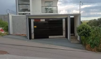 Maravilhoso Sobrado a venda! Residencial Villa Verde - Bragança Paulista SP