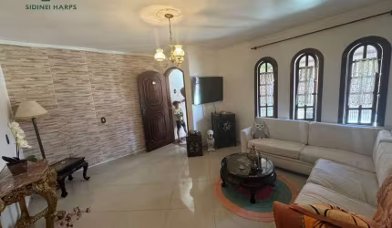 Linda Casa de esquina no Padre Aldo Boline - Bragança Paulista-SP