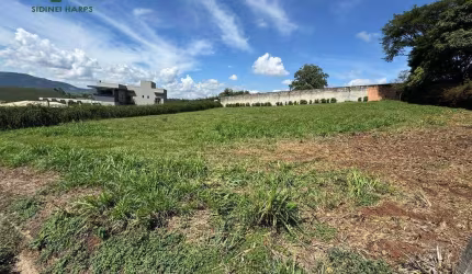 Vende-se Terreno no Condomínio Jardim das Palmeiras - Bragança Paulista SP.
