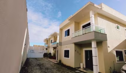 Casa para venda com 175 metros quadrados com 4 quartos em Pitangueiras - Lauro de Freitas - BA