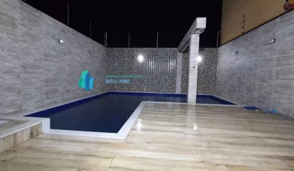 Casa Alto Padrão para Venda e Aluguel em Centro Itanhaém-SP