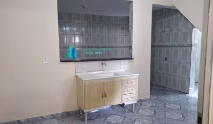 Casa Triplex para Venda em Canhema Diadema-SP