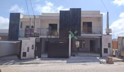 Sobrado 3 dormitórios 2 vagas bairro Areias - Camboriú