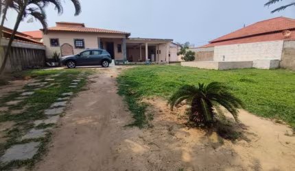 Casa para Venda em Saquarema, Vilatur, 1 dormitório, 1 banheiro, 8 vagas