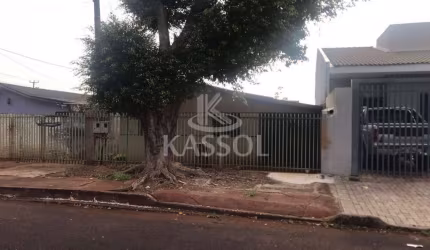 Terreno à venda 275.00m  Bairro Guarujá Cascavel PR próximo a região industrial