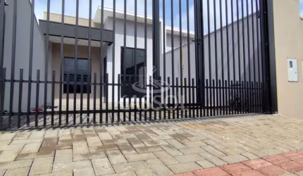 Casa com 2 dormitórios à venda,100.00 m , JD MORUMBI, CASCAVEL - PR