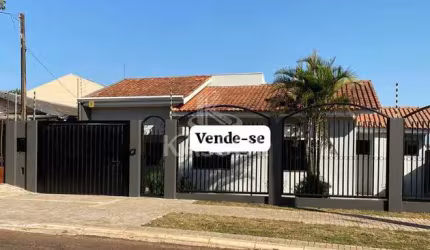 CASA À VENDA COM SUÍTE MAIS 3 QUARTOS, ESPAÇO GOURMET, 180 M  - NO SANTA CRUZ