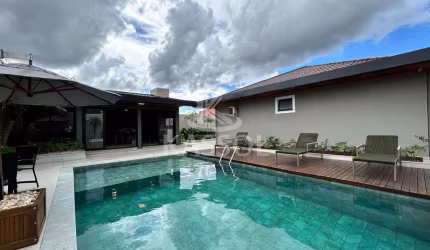 Casa térrea no Country com 2 suites e 2 quartos piscina espaço gourmet