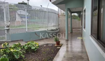 casa para locação no bairro country com 04 quartos 01 suíte 03 vagas de garagem