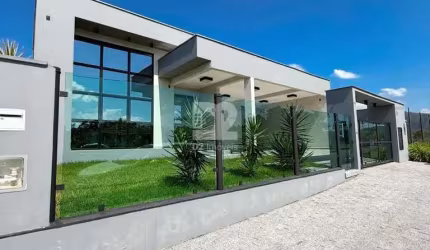 Casa com piscina | Tifa Martins | 3 quartos (1 suíte) | 203m²